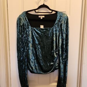 Francesca's Collections Hunter Green Velvet Blouse sz Med